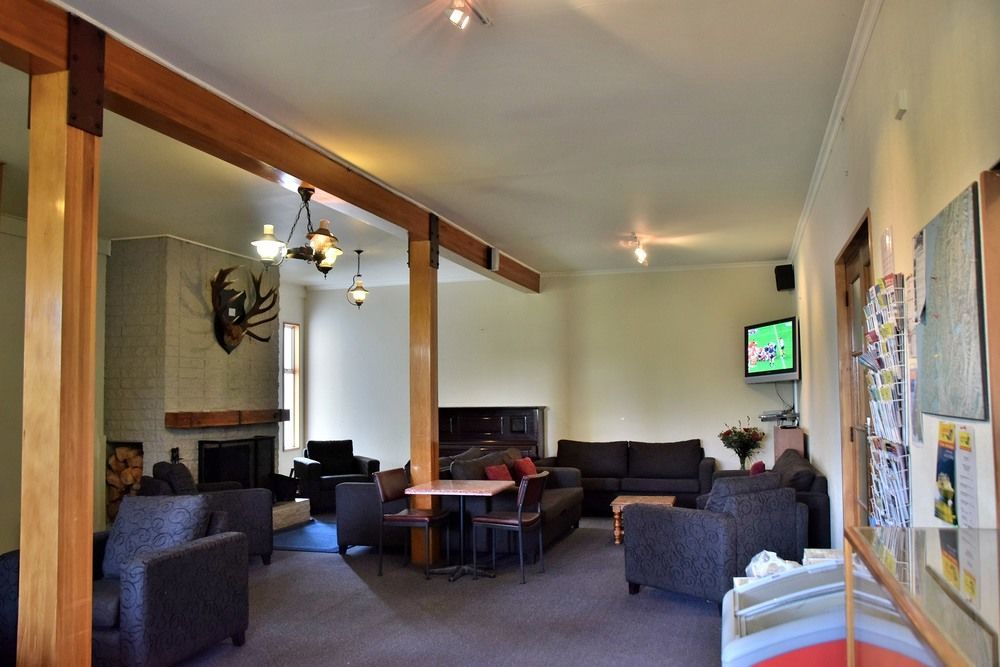 Fiordland National Park Lodge Te Anau Downs Экстерьер фото