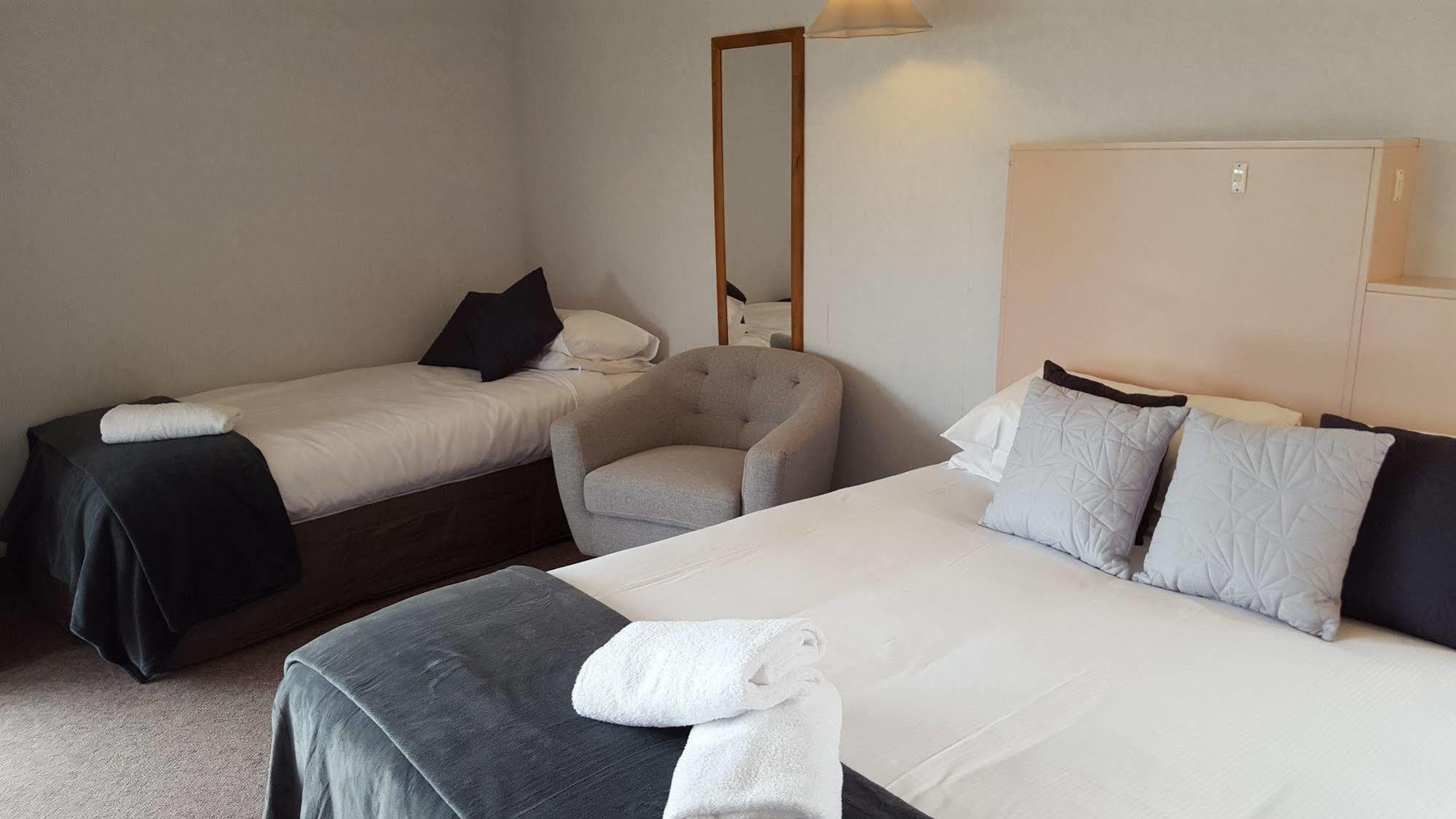 Fiordland National Park Lodge Te Anau Downs Экстерьер фото