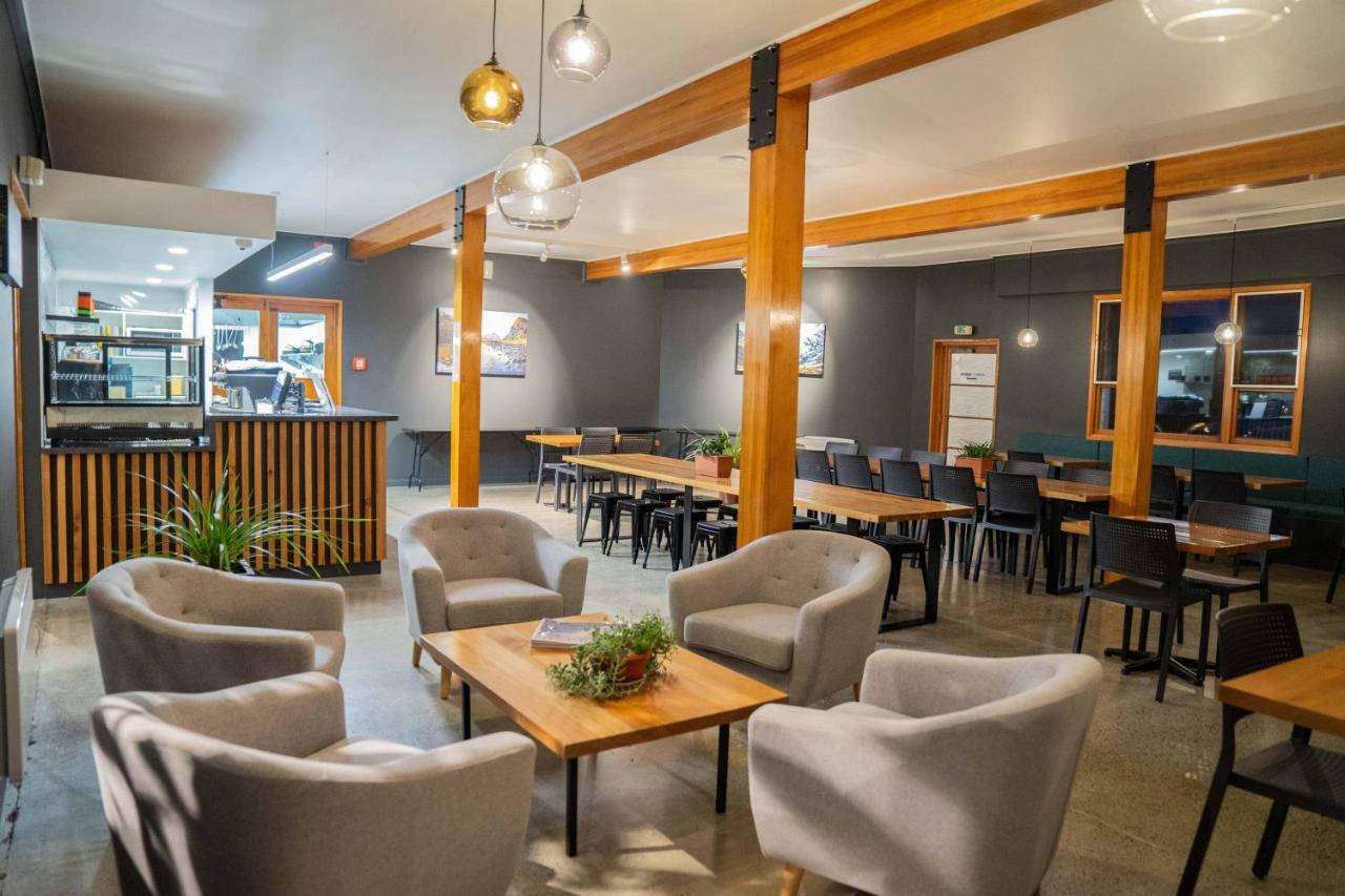 Fiordland National Park Lodge Te Anau Downs Экстерьер фото